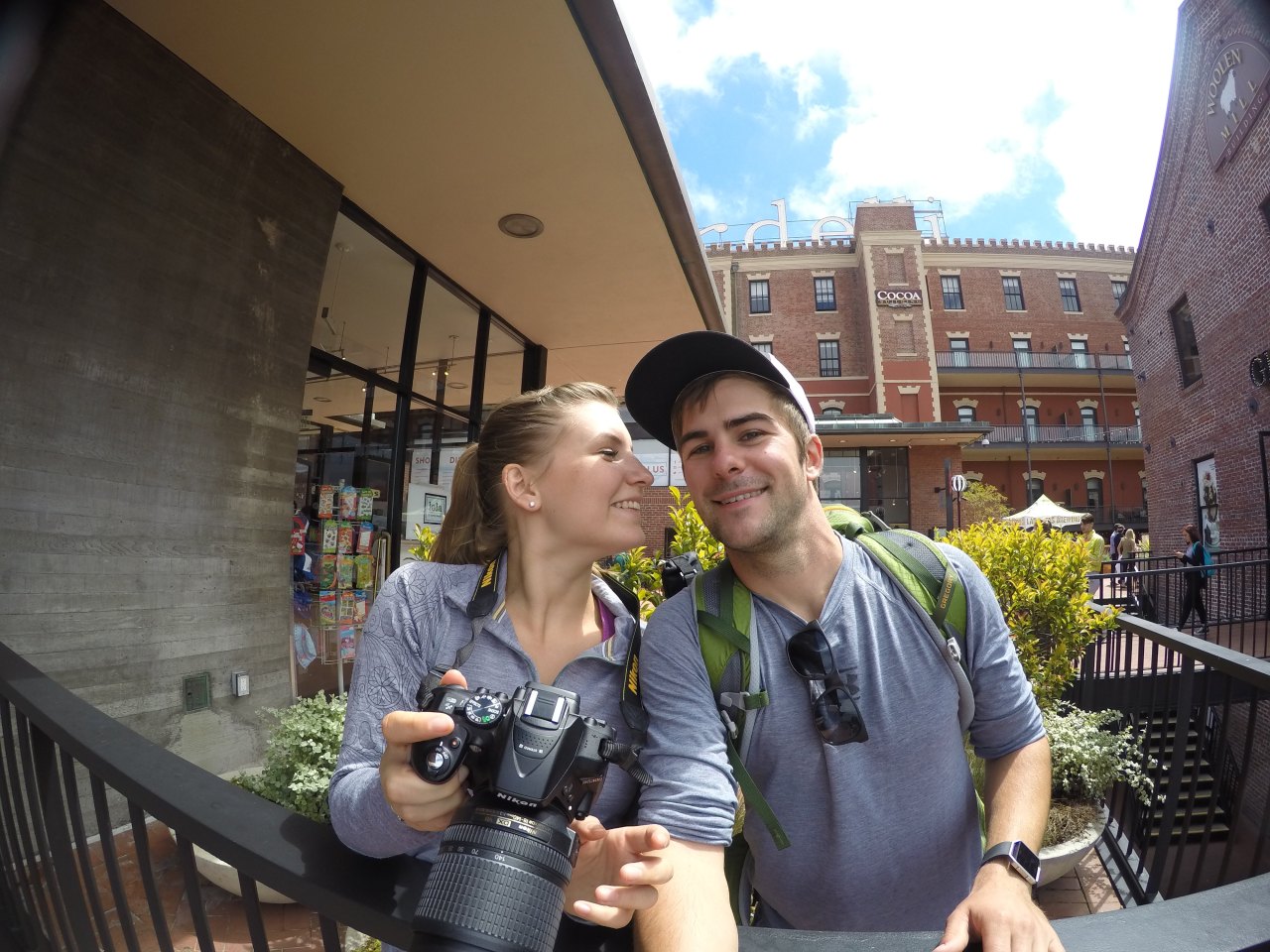 Couple exploring the city and taking photos together