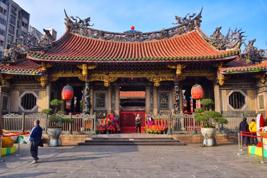 Longshan Temple one of the most iconic temples in Taipei