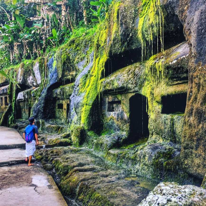 TJ of Life Is Meant For Exploring marveling at the ancient shrines at Gunung Kawi temple